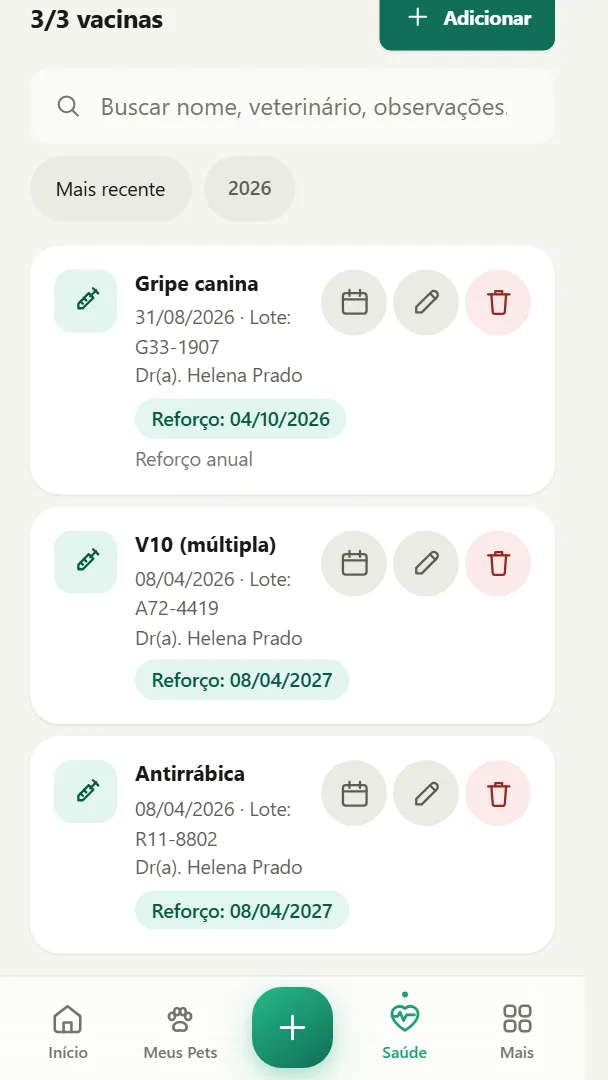 Tela real do app: lista de vacinas com data, lote e reforço